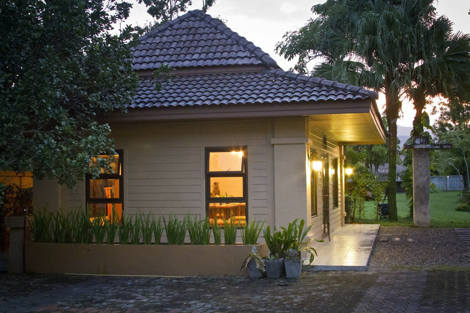 Calvary Home Mae Rim Bagian luar foto
